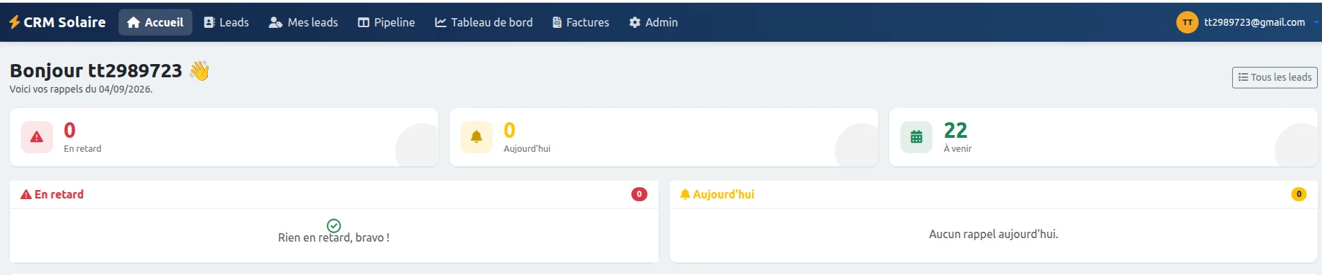 Back-office home screen: today's reminders, overdue / today / upcoming counters, navigation to leads, pipeline and invoices.